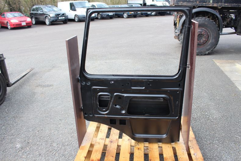 New doors to suit all square cab unimog models