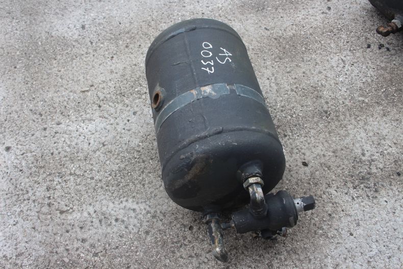 USED 9.5ltr AIR TANK 003 432 7101