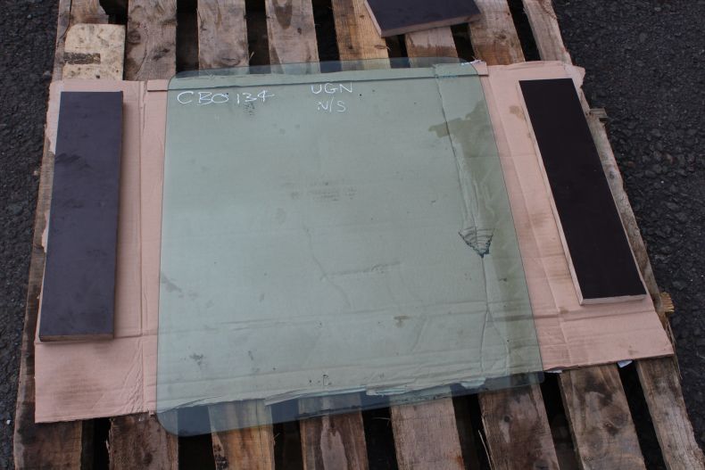 USED UGN U300-500 DROP GLASS