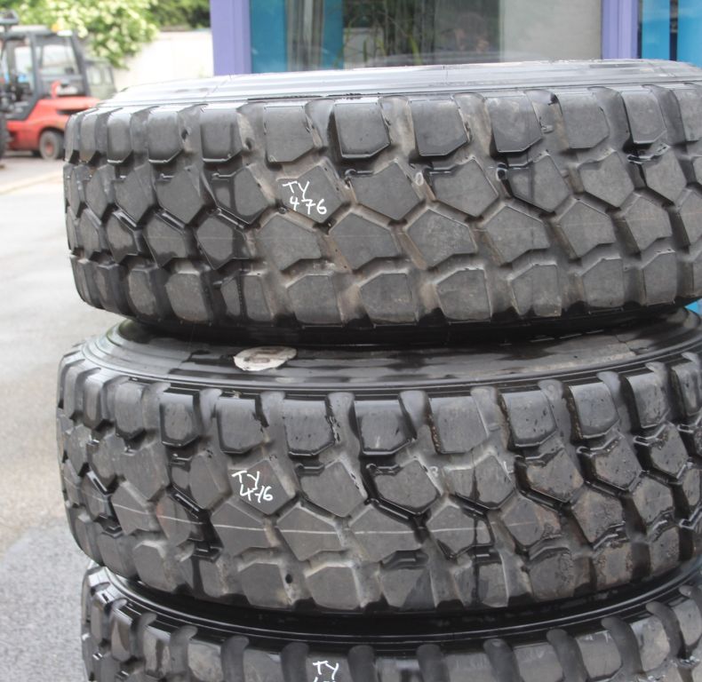 X4 USED 335/80R20 ADVANCE GL073A TYRES & 20" RIMS