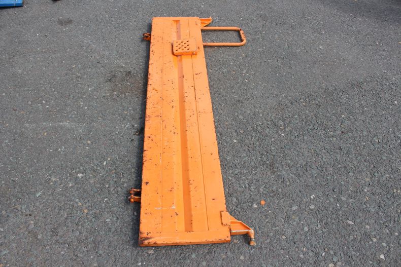 USED TAILGATE U1250,1450 & 1650