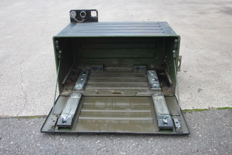 USED BATTERY BOX SBU UNIMOGS