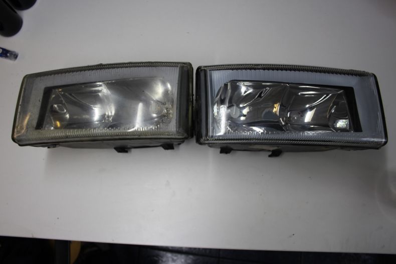 USED UGN HEADLIGHT UNITS