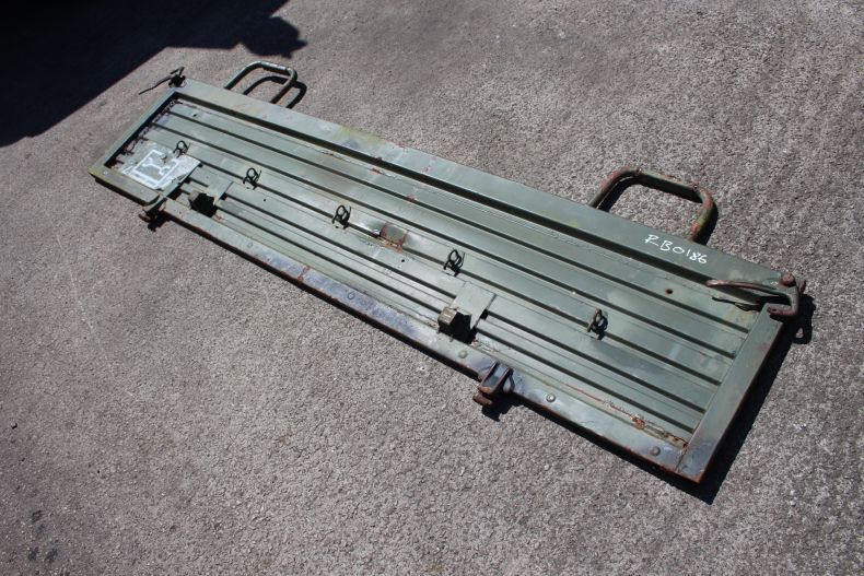 USED TAILGATE FOR U1300L/U1350 MODELS