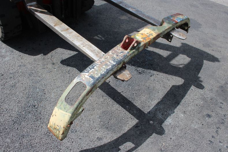 USED U900/1100 406/416 MILITARY BUMPER