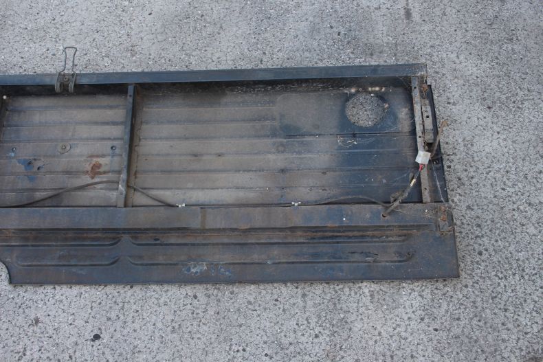 USED GRILLE TO SUIT U2100-2450 & U1600-1650 MODELS