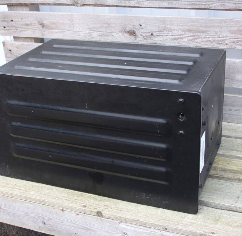 NEW BATTERY BOX