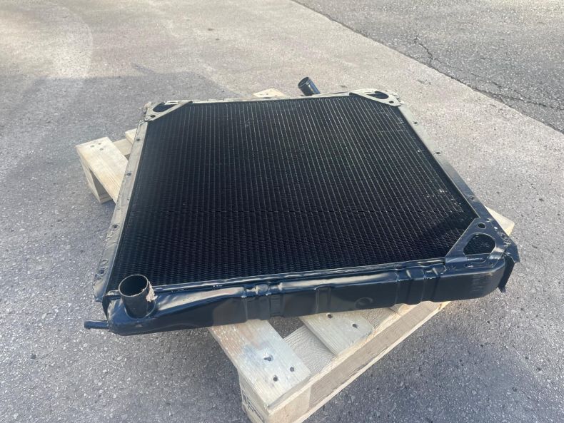 NEW HEAVY DUTY RADIATOR U2100-2450/1600-1650