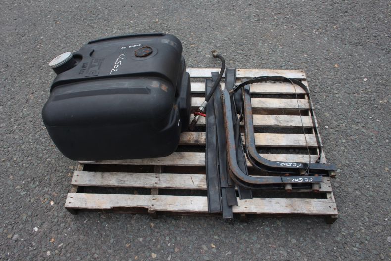 USED 100LTR PLASTIC DIESEL TANK