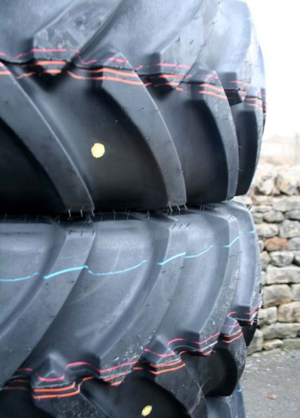 BRAND NEW MITAS 425/75R20 TYRES