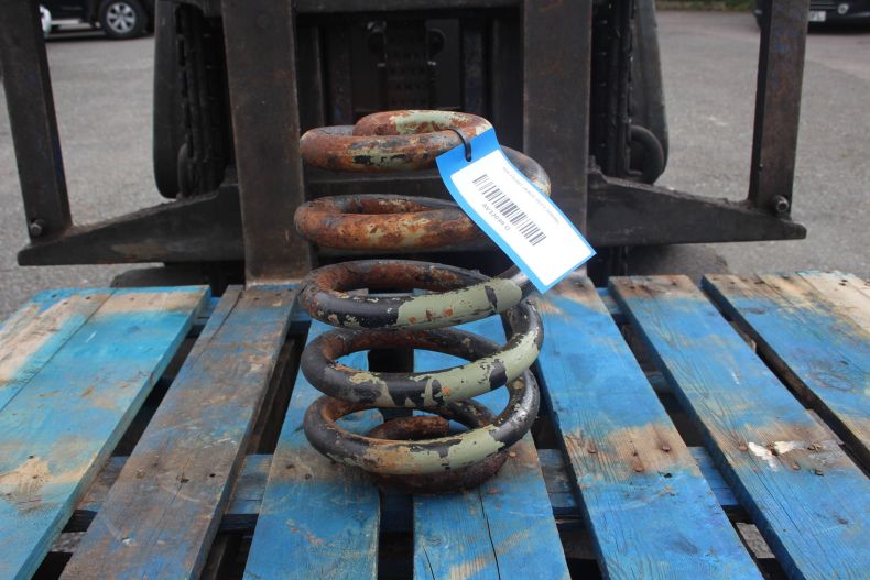 USED FRONT HEAVY DUTY SPRING 406