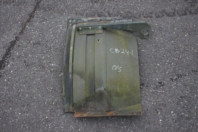 USED EX-MILITARY O/S INNER MUDGUARD