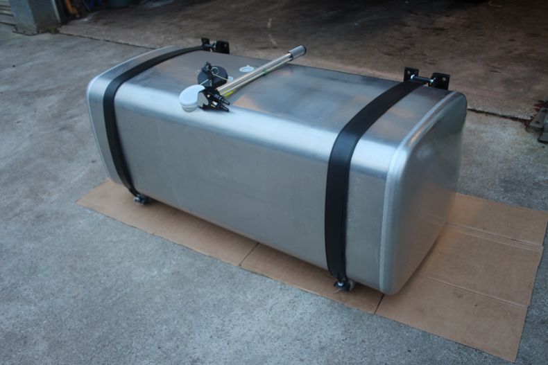 NEW 600L ALUMINIUM TRUCK DIESEL TANK