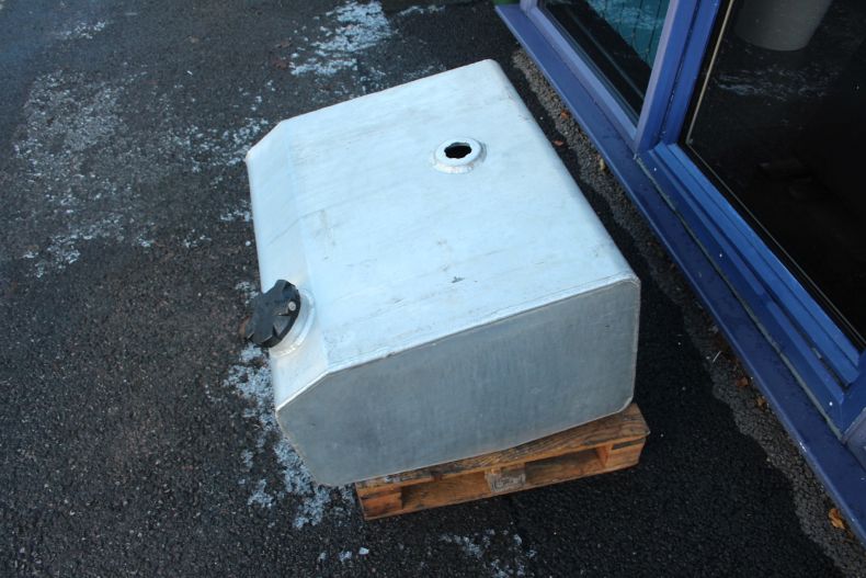 USED ALUMINIUM 435/437 DIESEL TANK 160LTR