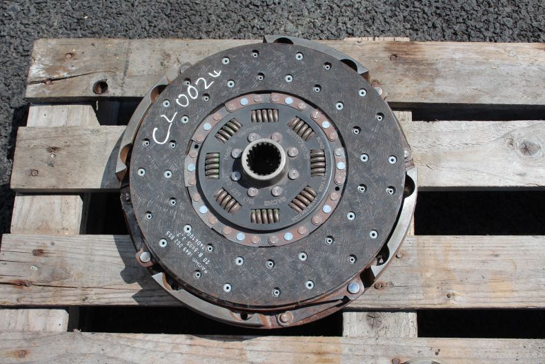 SINGLE CLUTCH 330MM U1300L USED LOW KMS