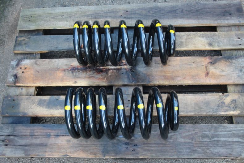 AV REAR HEAVY DUTY SPRINGS 424/427 UNIMOGS