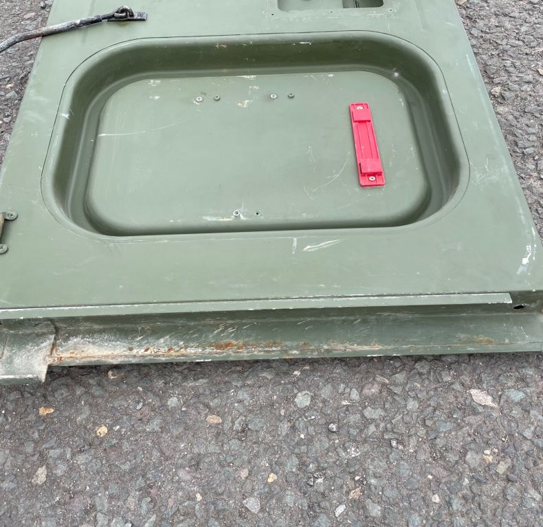 USED U1300L AMBULANCE SIDE DOOR