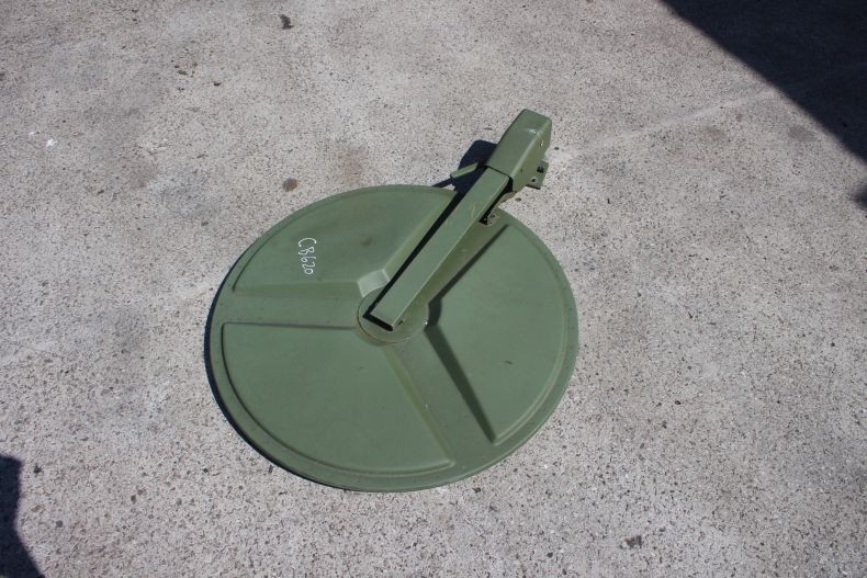 U1300L MILITARY ROOF TURRET ARM & HATCH