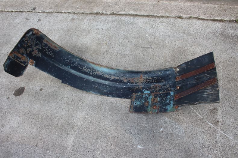 USED FRONT N/S MUDGUARD U900 U1100 406 416