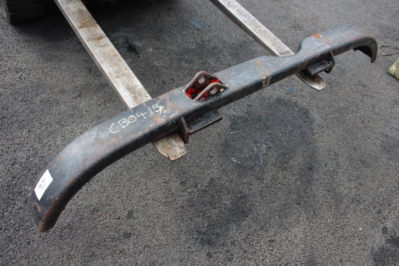 USED U900/1100 406/416 DIN MOUNT BUMPER