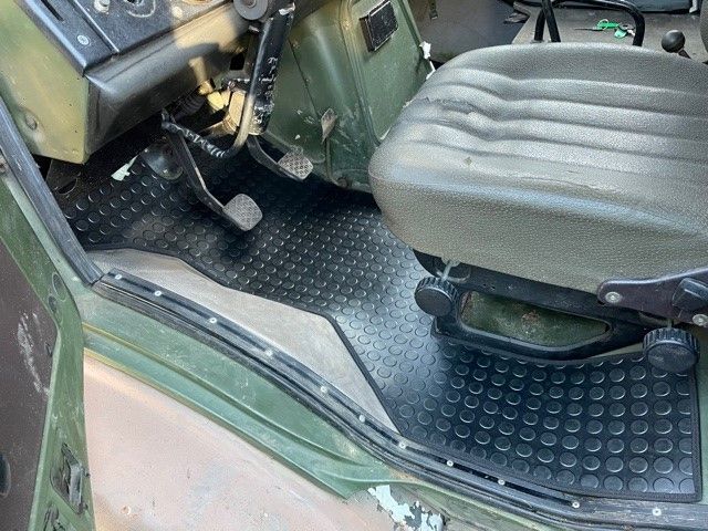 PAIR OF FLOORMATS TO SUIT U1300L & U3000/4000/5000