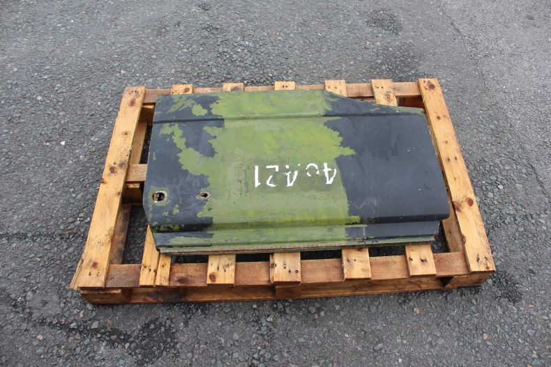 Used cab door for u1100/416