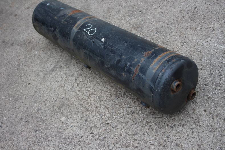 USED AIR TANK 001 432 8801