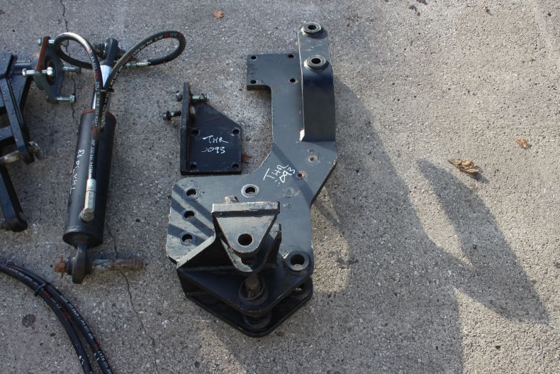 REAR LINKAGE PARTS UGN U400-500