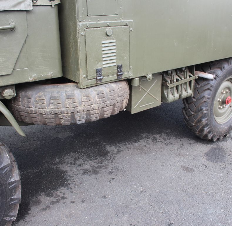 U404 EX-MILITARY UNIMOG