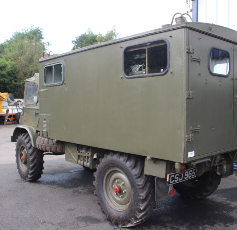 U404 EX-MILITARY UNIMOG