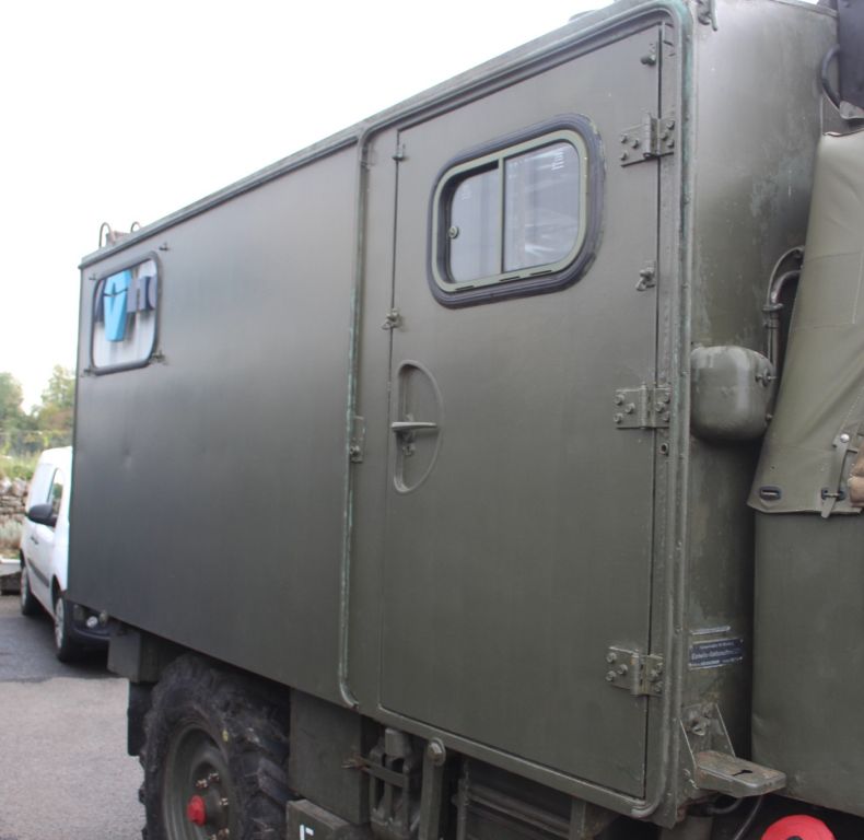 U404 EX-MILITARY UNIMOG