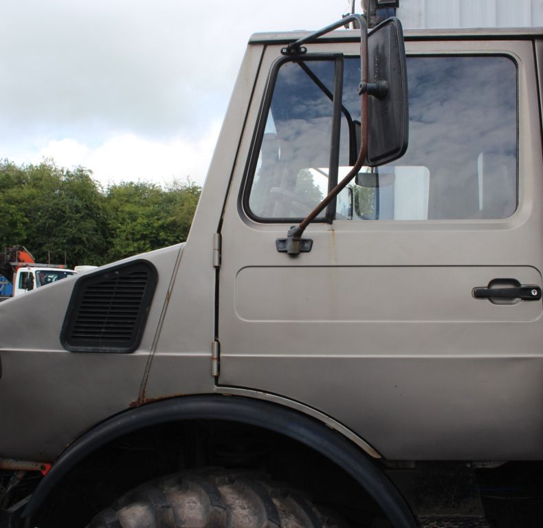 U1200AG SOLID UNIMOG READY TO GO TO WORK