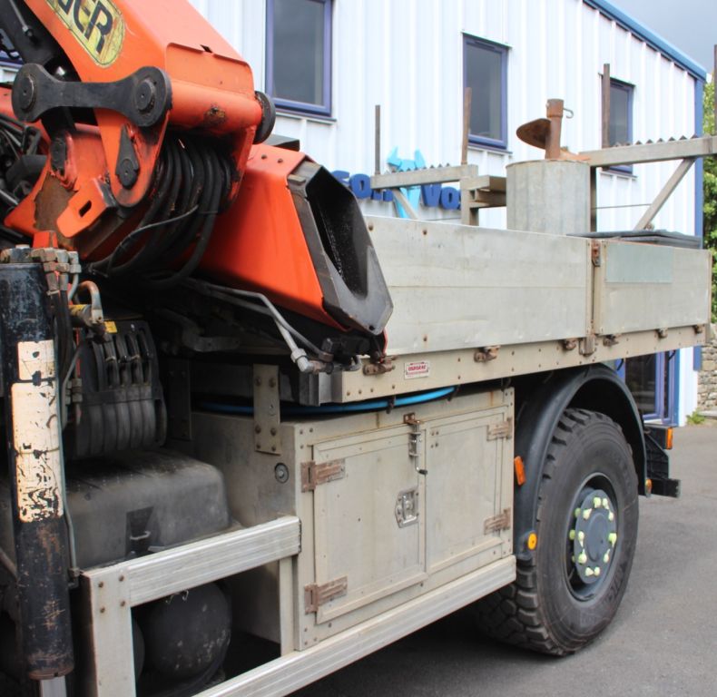 U500 LWB EX-UTILITIES WITH PALFINGER PK12502 CRANE