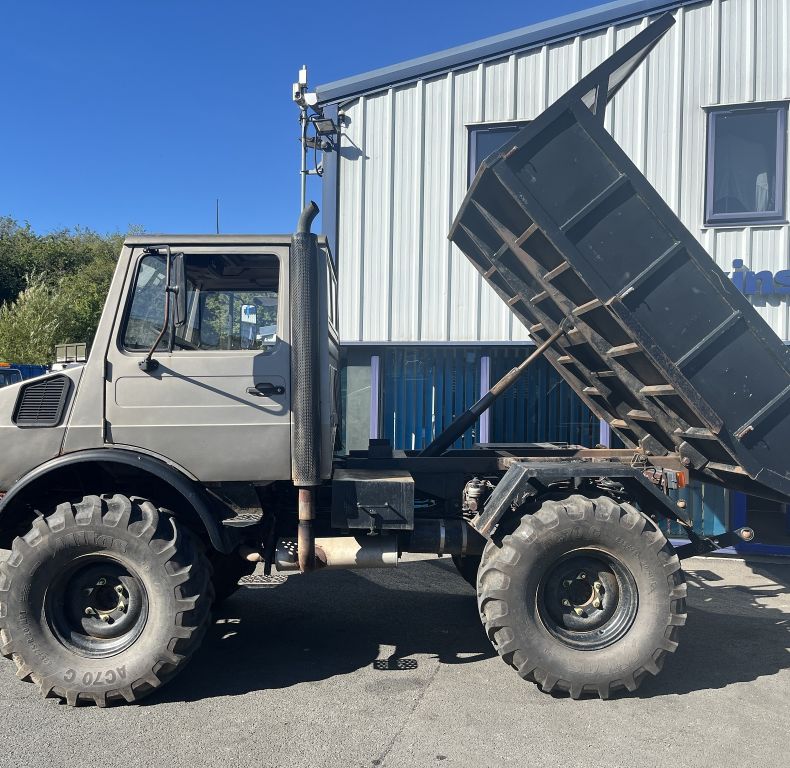 U1200AG SOLID UNIMOG READY TO GO TO WORK